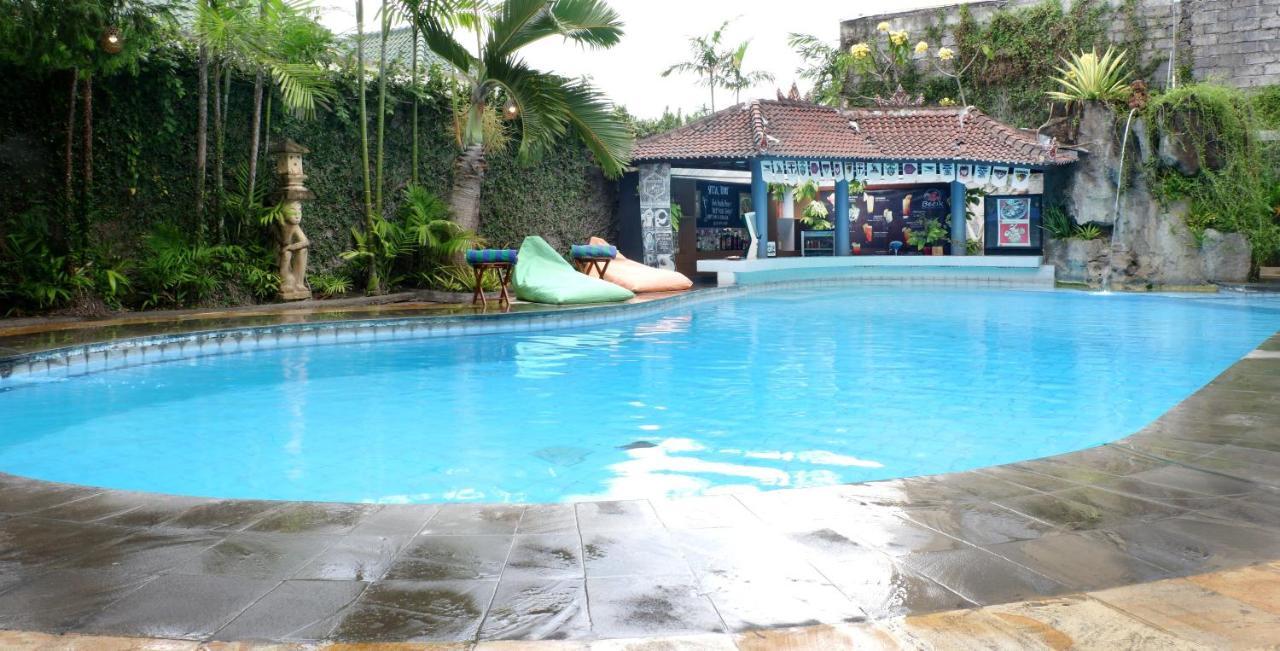 Seminyak Paradiso Hotel Ngoại thất bức ảnh
