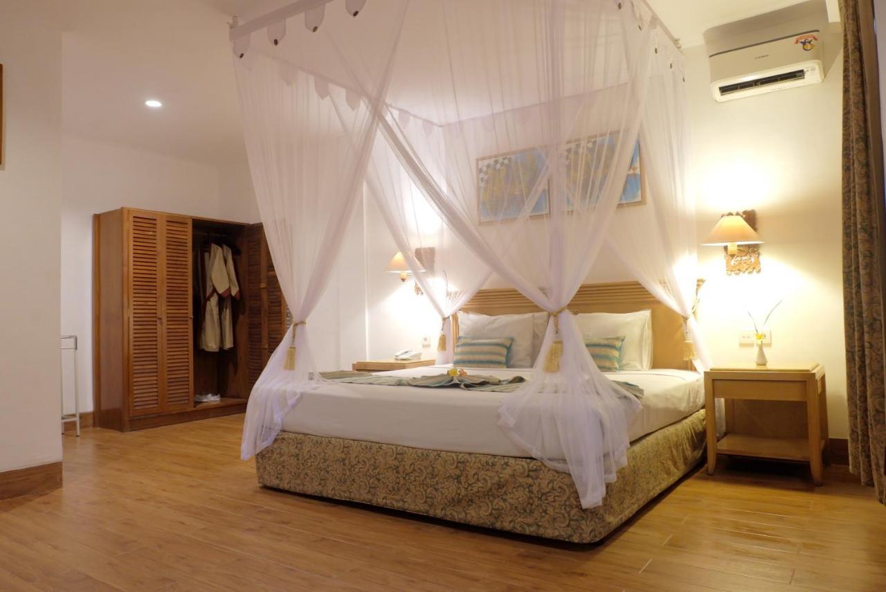 Seminyak Paradiso Hotel Ngoại thất bức ảnh